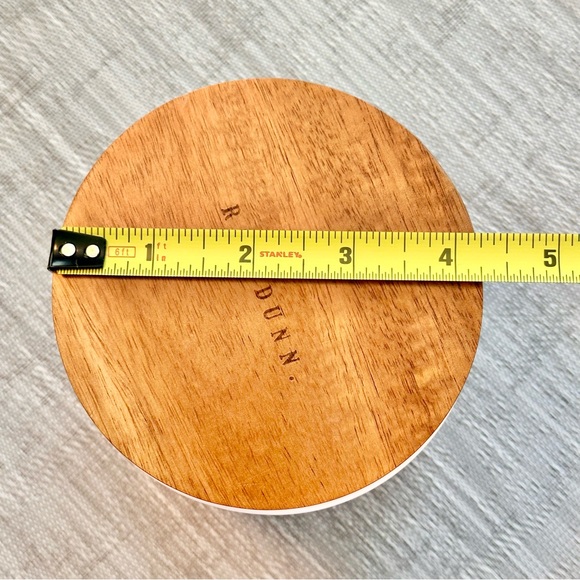 Rae Dunn TEA Ceramic Cellar Canister with Wood Lid BRAND NEW!! - Picture 4 of 5